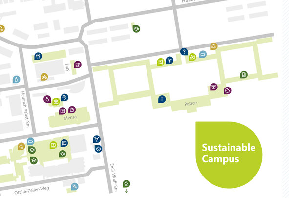 Infografik: Eine Karte des nachhaltigen Campus der Universität Hohenheim zeigt verschiedene Einrichtungen wie Fahrradreparaturstationen, Mensa, Bibliotheken und Recyclingpunkte. Symbole markieren Standorte für Essen, Trinken, Recycling und Unterstützung.